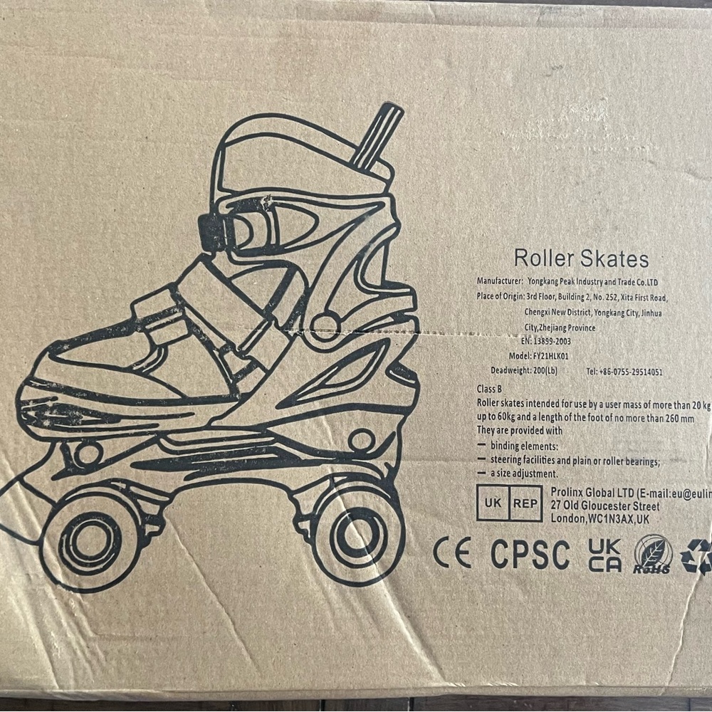 NIB Size Large Pink and White Kids/Youth Roller Skates Light Up Wheels - Picture 6 of 12